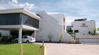 Hotel Plaza Mazari