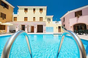 Idyllic Residence Cala Viola Studio Sleeps Num1372