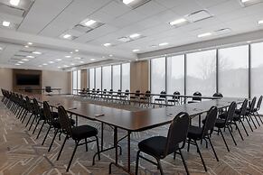 Holiday Inn Express & Suites St.Thomas by IHG