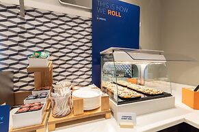 Holiday Inn Express & Suites St.Thomas by IHG