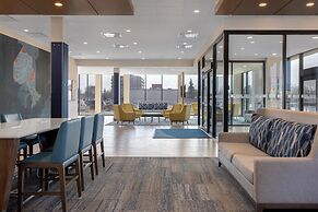 Holiday Inn Express & Suites St.Thomas by IHG
