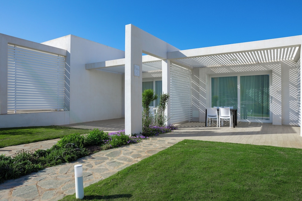 Stunning Capo Falcone Charming Apartments Num1362