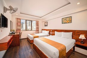 Waikiki Beach Hotel Da Nang