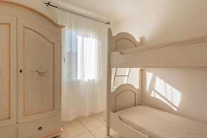 Elegant Residence Bedroom Apartment More bed Available Np0733