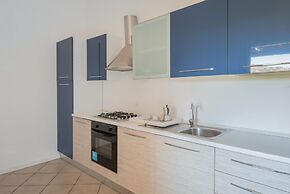 Elegant Residence Bedroom Apartment More bed Available Np0733