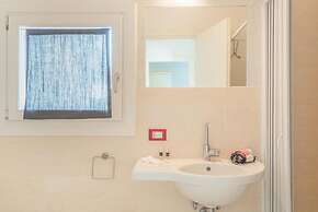 Elegant Residence Bedroom Apartment More bed Available Np0733