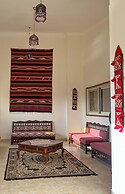 Atlantis pyramids Inn new