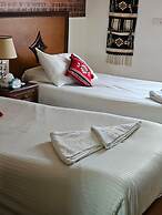 Atlantis pyramids Inn new