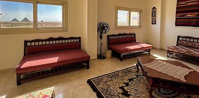 Atlantis pyramids Inn new
