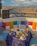 Atlantis pyramids Inn new