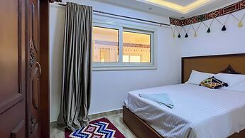 Atlantis pyramids Inn new