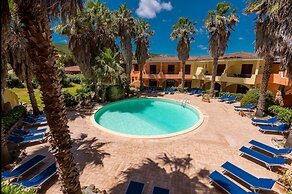 Tranquil Palau Green Village Studio Sleeps 2 Plus a Child bed Possible