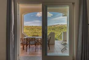 Elegant Residence Ea Bianca 2 Bedroom Sleeps 6 Extra bed Available N06