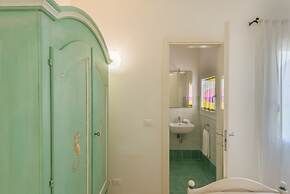 Elegant Residence Ea Bianca 2 Bedroom Sleeps 6 Extra bed Available N06