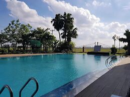 J&C HOTEL