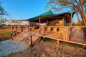 Moyo Tented Camp