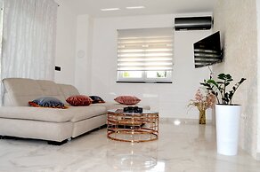 Sea View Holiday Villa Seabreeze