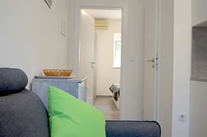 Nearby Beach, Apartment Marijane 952