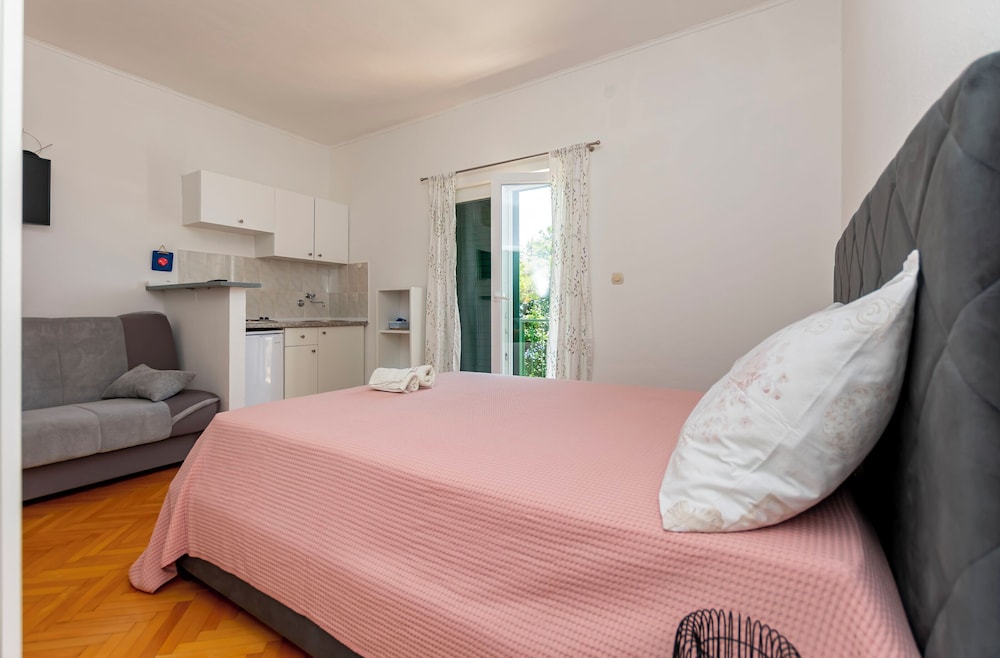 Apartments Nikola