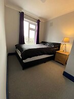 3 Room Apartment - Twins-double