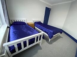 3 Room Apartment - Twins-double