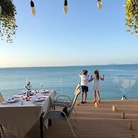 Sea&Sky luxury absolute beachfront villa