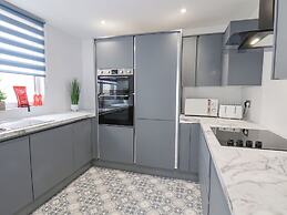 3 Auborough Street