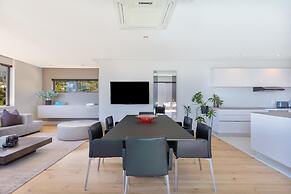 Amara 2 -designer Penthouse With Spectacular Views