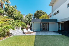 Amara Villa - Designer Villa With Solar Power