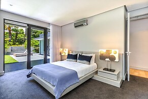 Amara Villa - Designer Villa With Solar Power