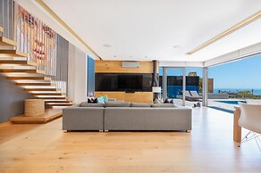 Amara Villa - Designer Villa With Solar Power