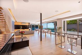 Amara Villa - Designer Villa With Solar Power