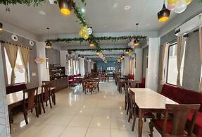 Pink Vista Hotel