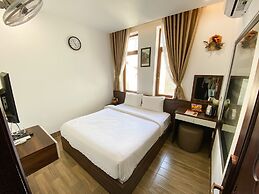 Nguyen Huong Hotel