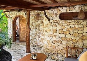 Roots Tree House