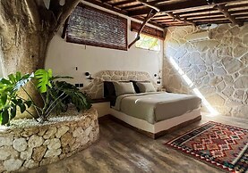 Roots Tree House