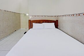 Hotel O Astri Homestay