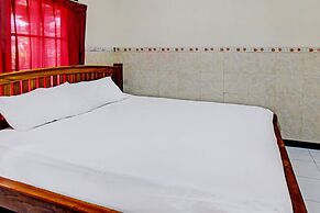 Hotel O Astri Homestay