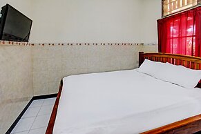 Hotel O Astri Homestay