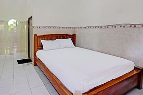 Hotel O Astri Homestay