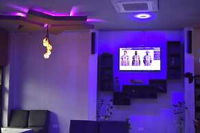 Palm Kalash Hotel