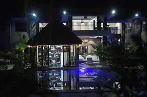 Palm Kalash Hotel