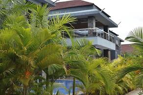 Palm Kalash Hotel