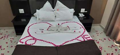 Palm Kalash Hotel