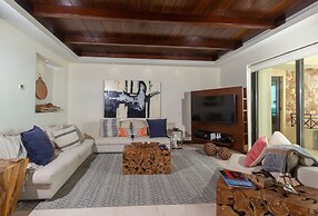 Calm and Cosy 4 Bedroom Condo