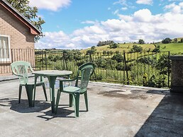 Hillside Lodge