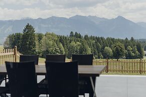 Platzhirsch First Class Living