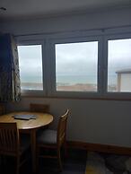 Inviting 2 Bed Apartment in Westwood ho