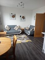 Inviting 2 Bed Apartment in Westwood ho