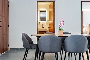 Santa Maria Apartments by VH